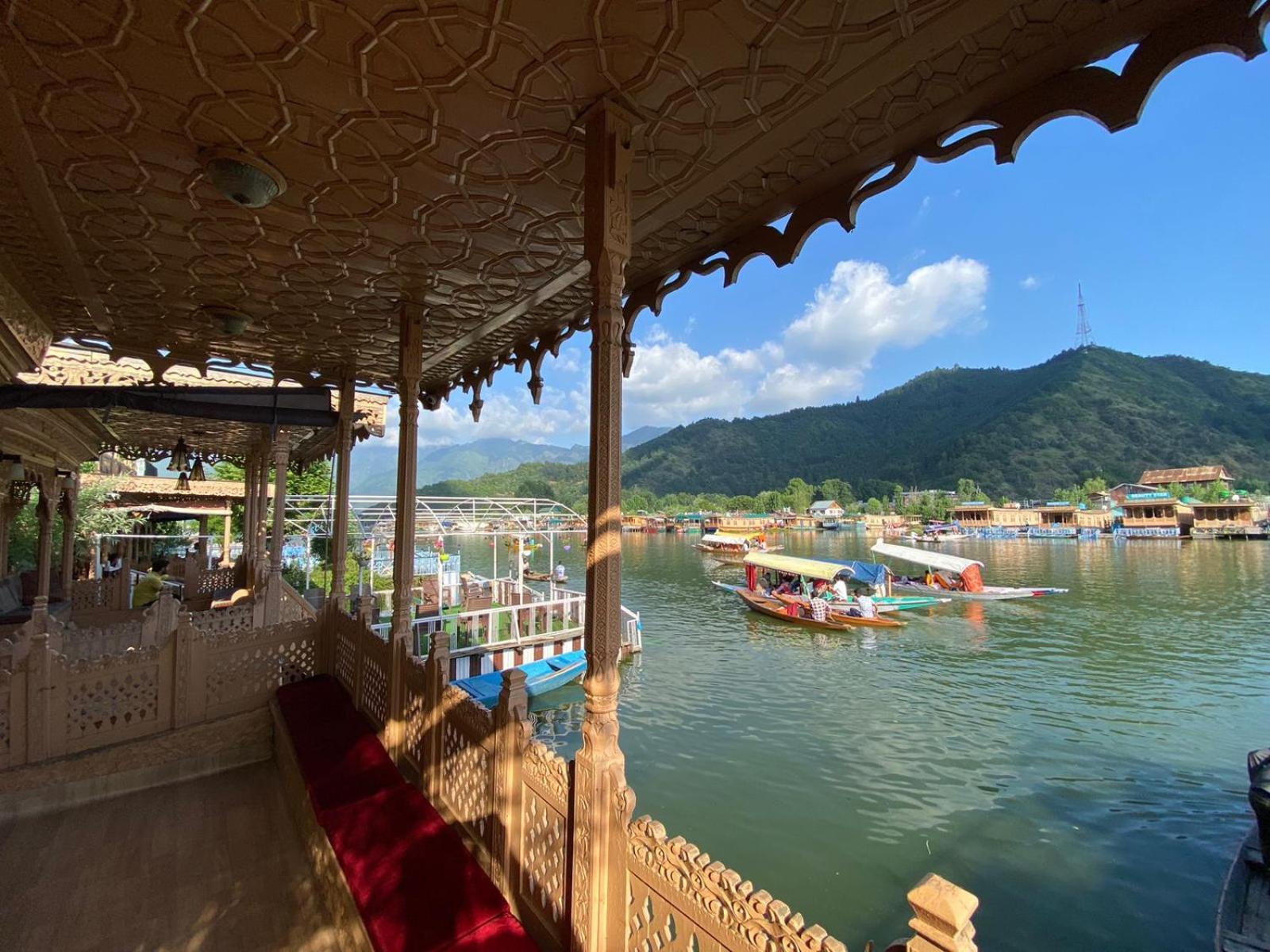 Nazneen Group Of Houseboats Srīnagar 외부 사진