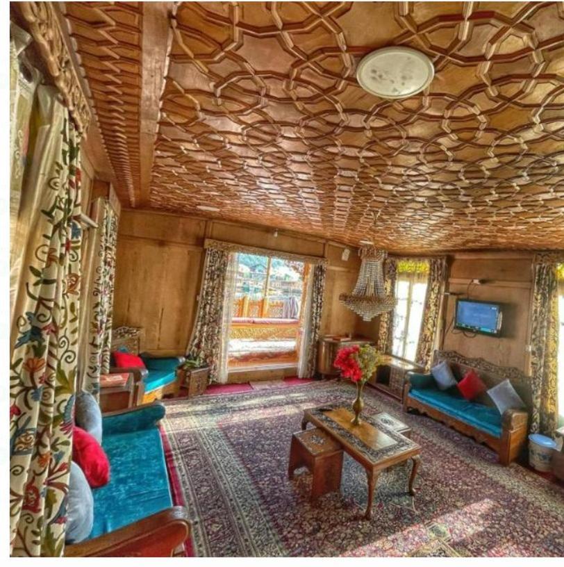 Nazneen Group Of Houseboats Srīnagar 외부 사진